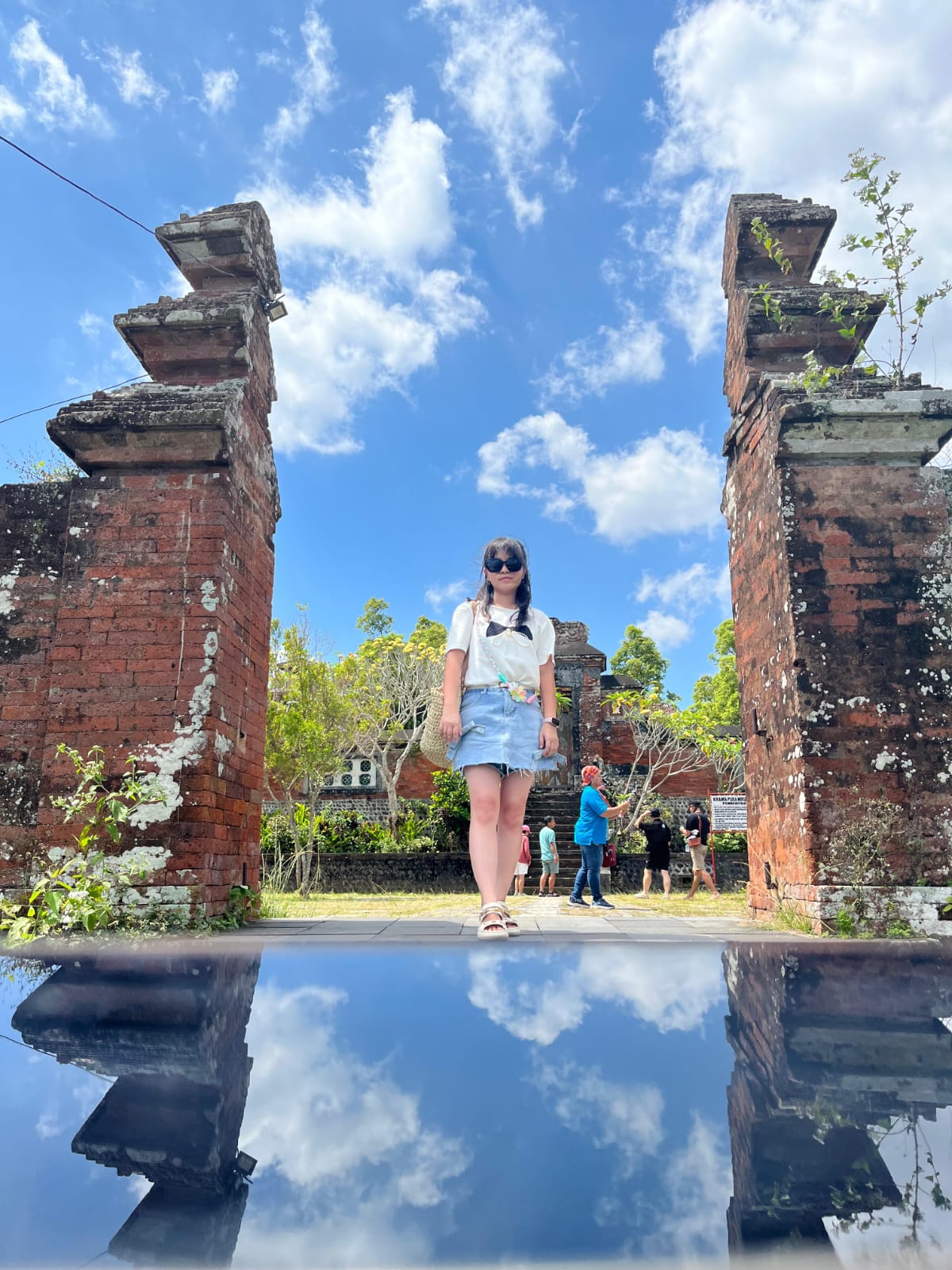 Surfing Lessons at Desert Point Lombok